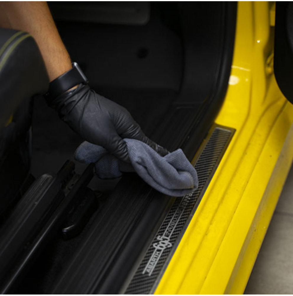 ALL ROUND PLASTIC PROTECTANT